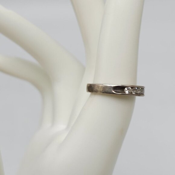 Sterling Silver Eternity Ring With Clear Glass Rhinestones Vintage Signed - Picture 2 of 7